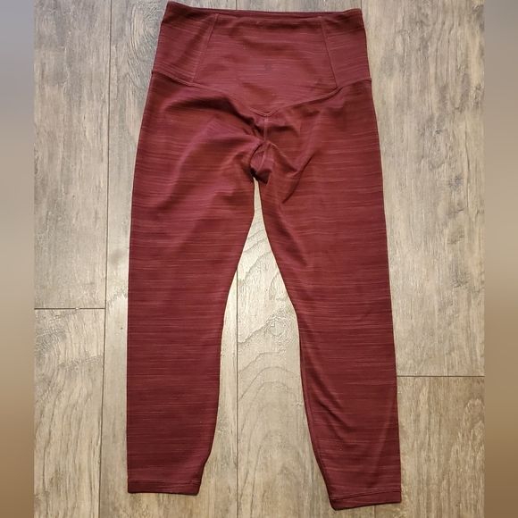 Athleta Elation Textured 7/8 )ength Tights - Picture 5 of 6